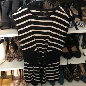 Express XS sleeveless top